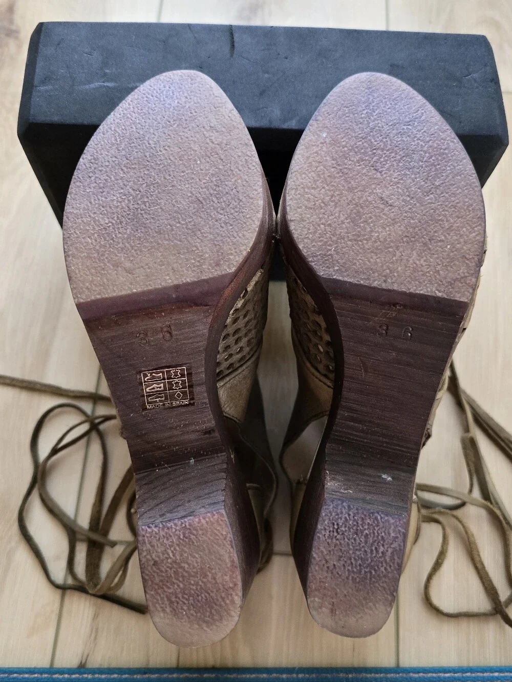 Free People Revolver Open-Toe Wooden Heels Size 36